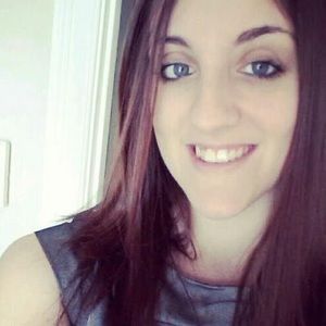 Meet your Posher, Elise